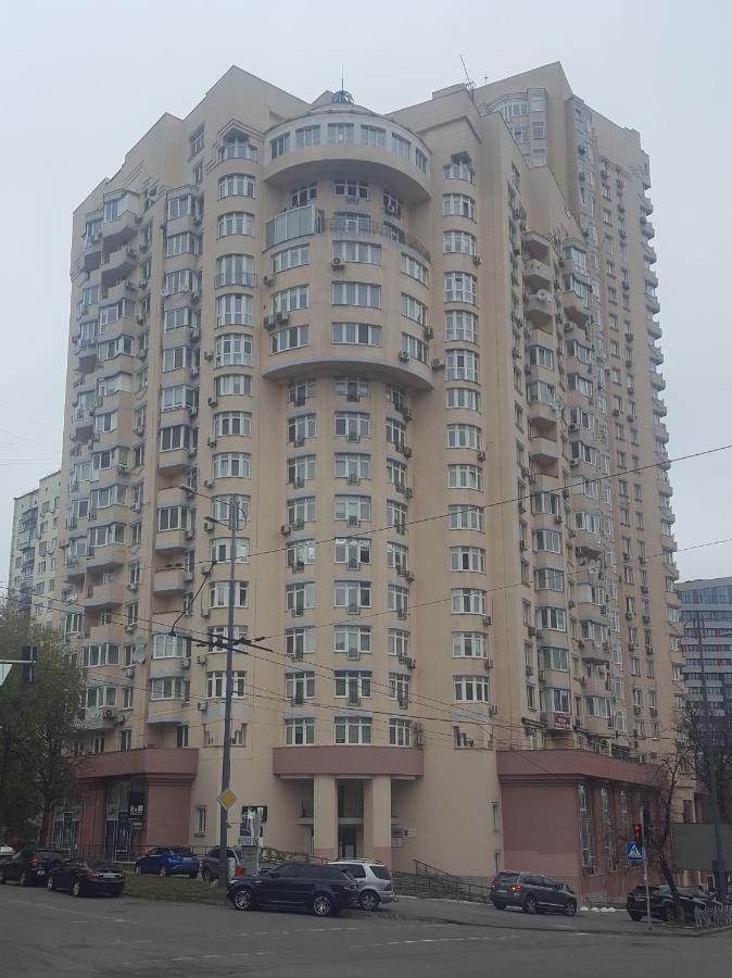 L&A Apartment Kiev Luaran gambar